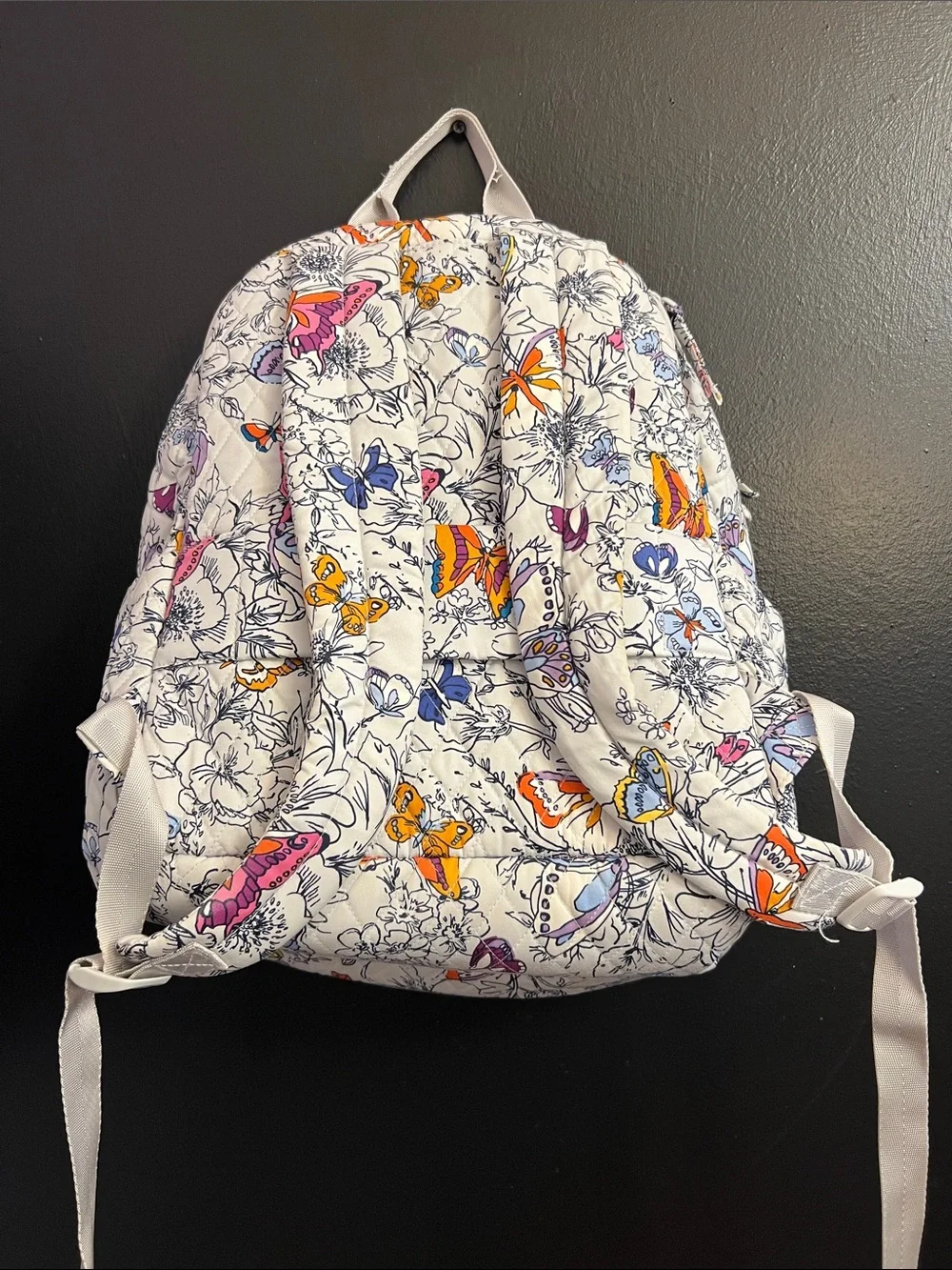 Vera Bradley Large Size Quilted White Butterfly Print Women’s Backpack - Picture 2 of 3